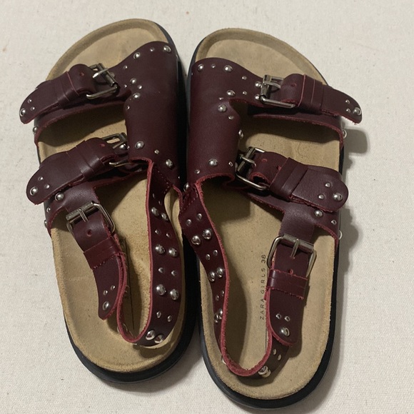 Zara Girl / Birkenstock Style Sandals - Picture 6 of 11